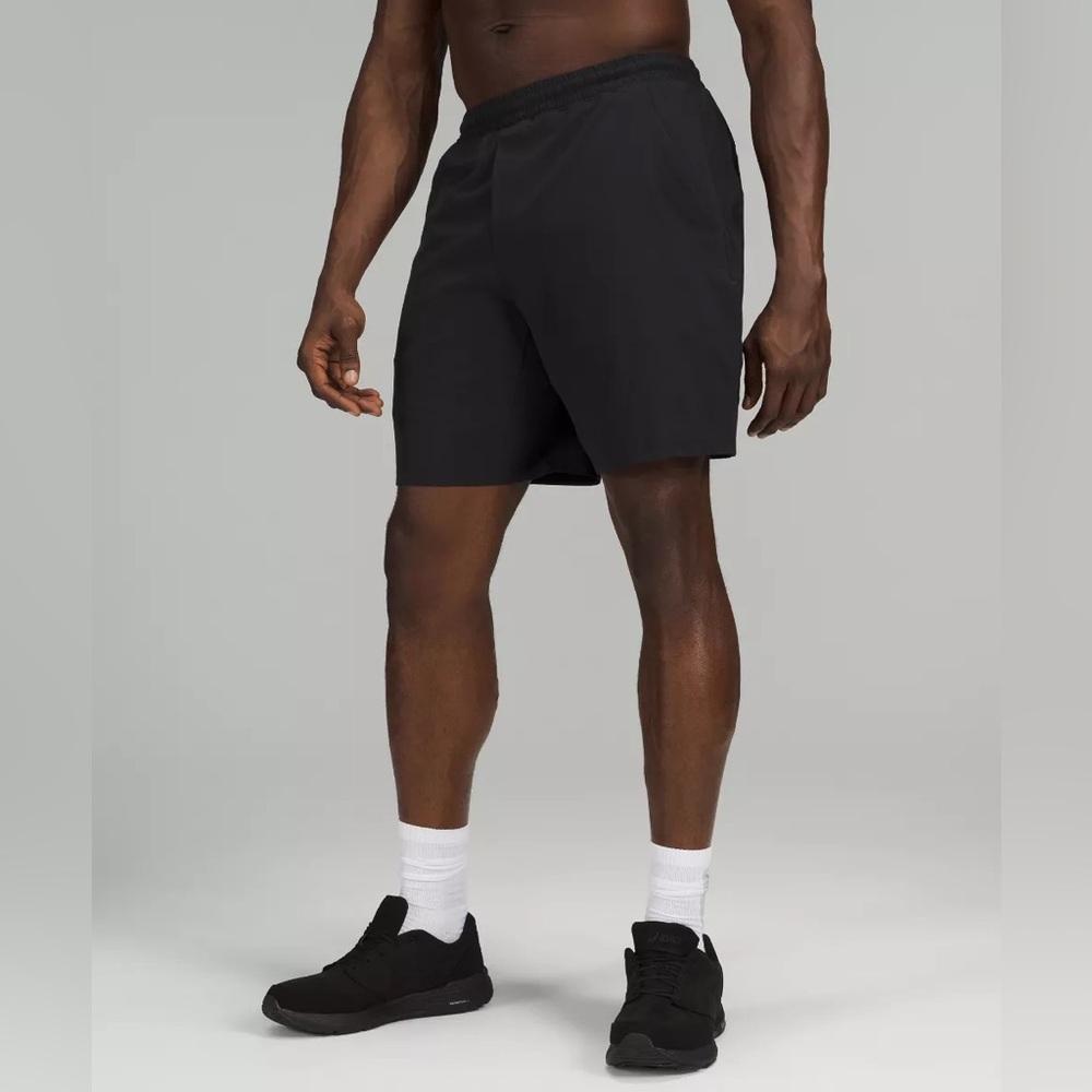 Lululemon Pace Breaker Lined Short 9"
2022 Version Men's Black Small